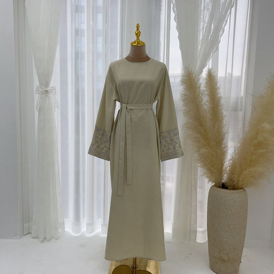 Embroidered sleeve closed abaya